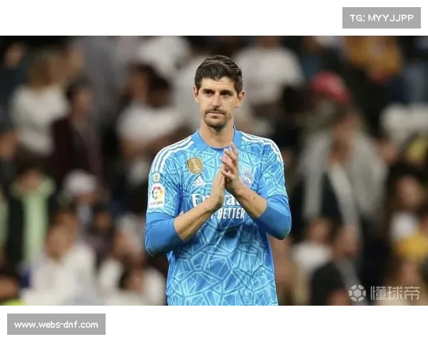 皇马门将库尔图瓦肩伤存疑,防线轮换受考验